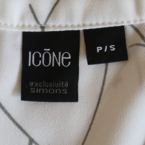 Icone White Sleeveless Blouse with Gray and Pink Floral Pattern - Picture 5 of 7